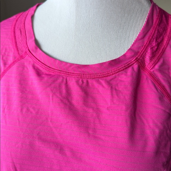Lululemon Run For Gold Jeweled Magenta Long Sleeve Top - Picture 4 of 12